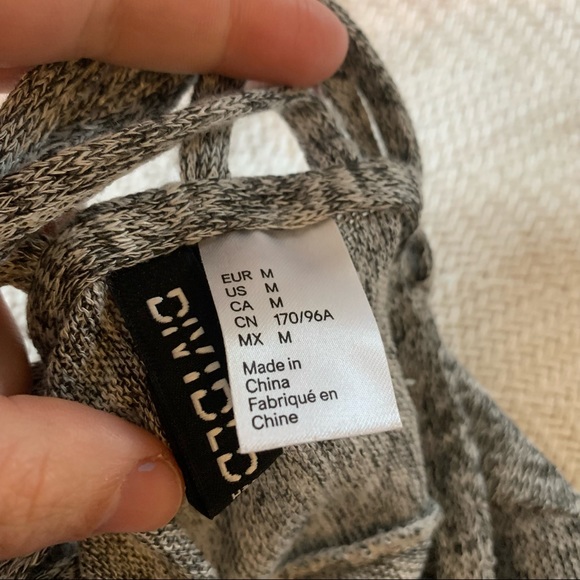 Divided Top - Picture 3 of 3